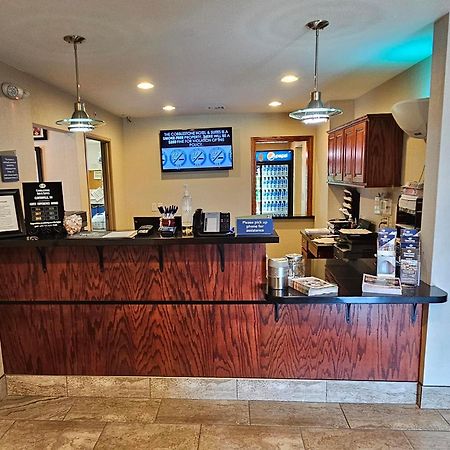 Cobblestone Inn & Suites - Clintonville Kültér fotó
